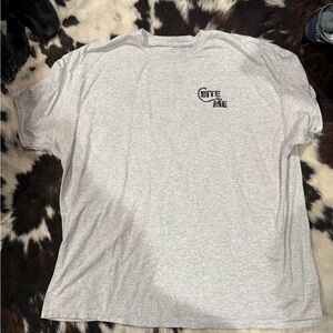 Gildan Light Gray 'Bite Me' Men's T-Shirt